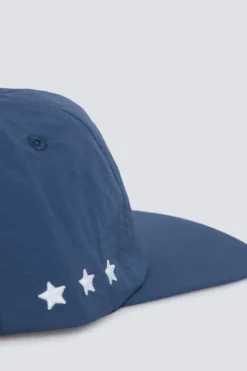 Casquette à visière plate