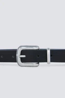 Ceinture à clous