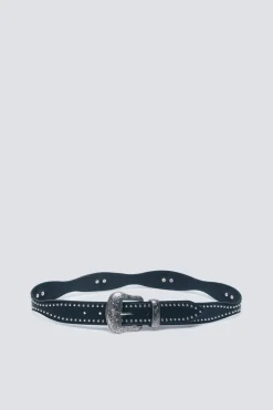 Ceinture de cow-boy clout&eacute;e