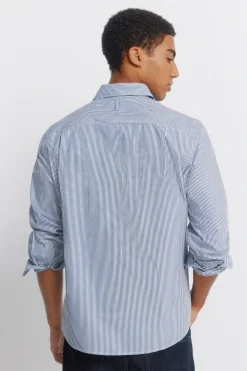 Chemise à rayures brodée sur la poche