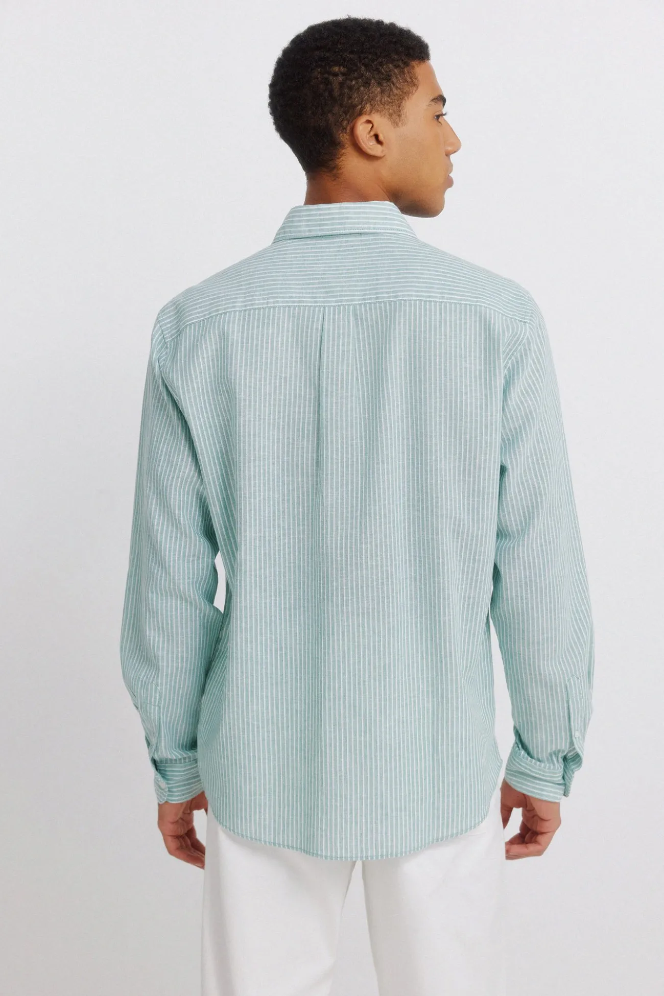 Chemise en lin à rayures