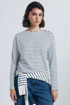 Chemise rayures à boutons sur les épaules