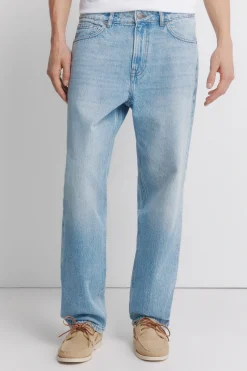 Jeans d&eacute;lav&eacute; moyen clair coupe droite