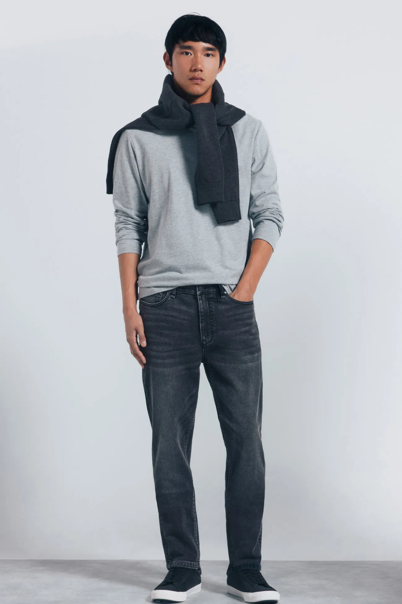 Jeans skinny délavé gris foncé
