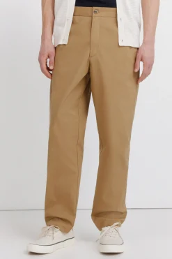 Pantalon chino l&eacute;ger relaxed fit
