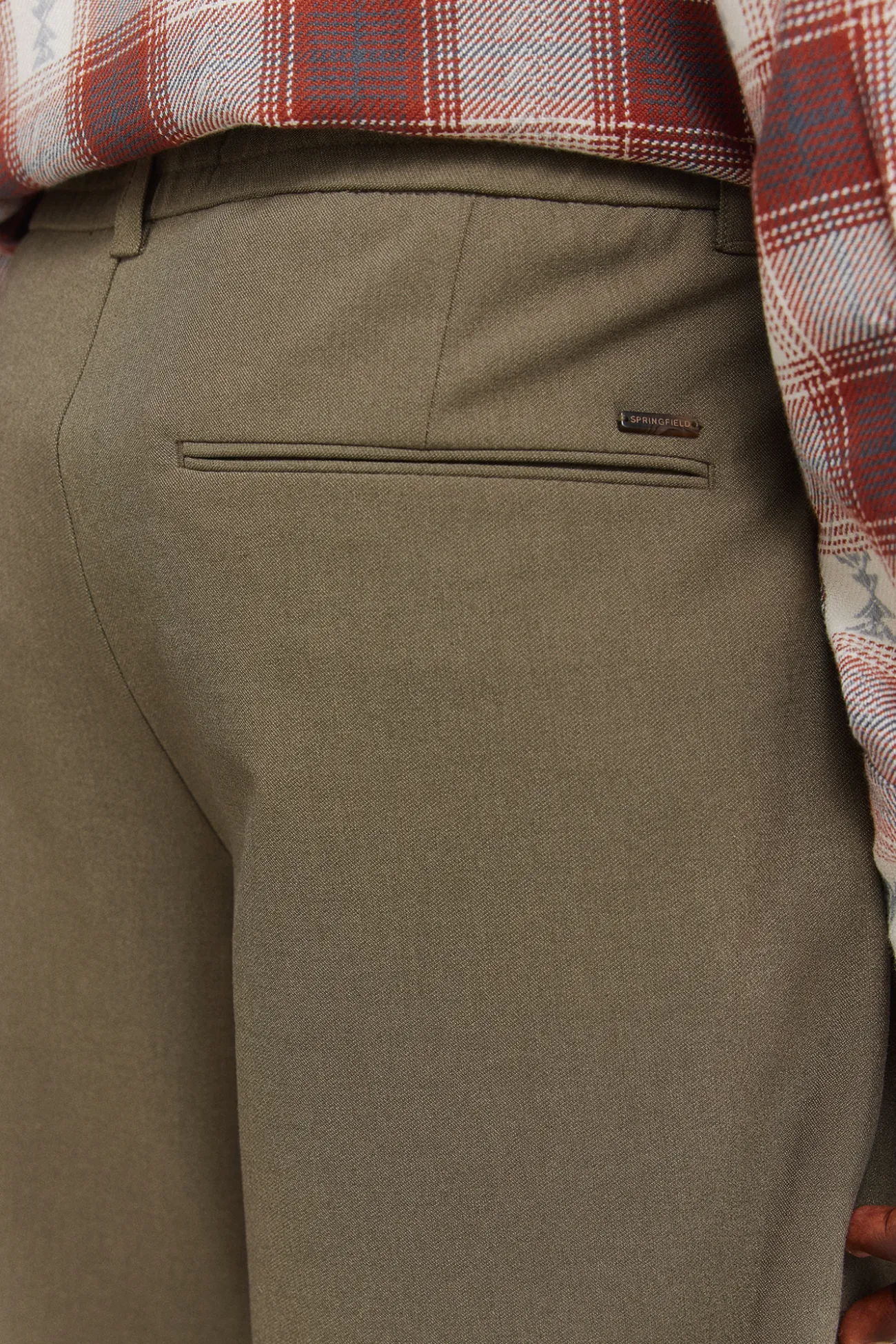Pantalon confort plissé coupe décontractée
