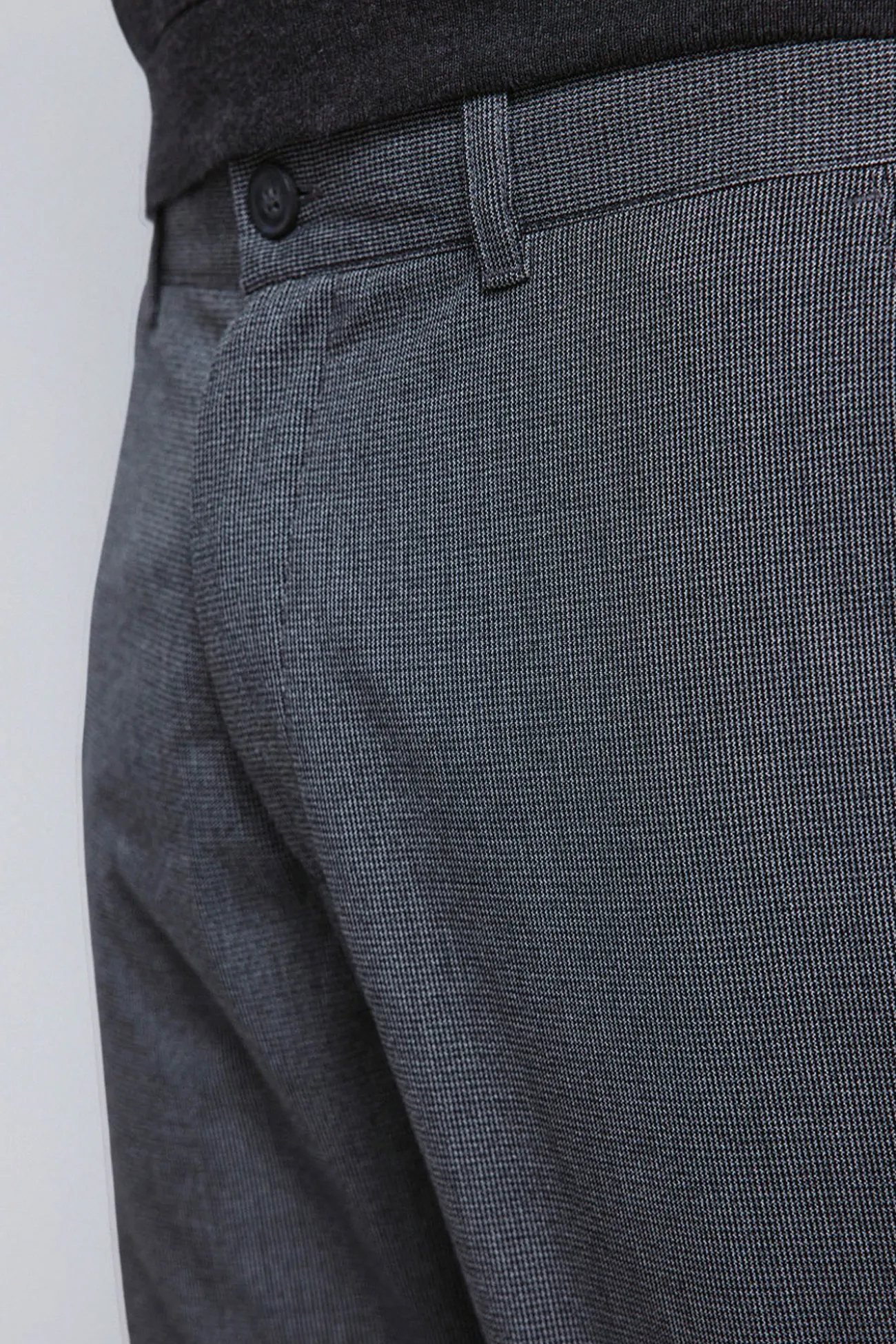 Pantalon slim fit structuré