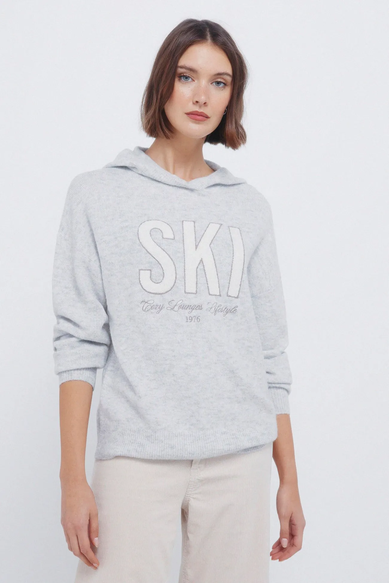 Pull à capuche « Ski »