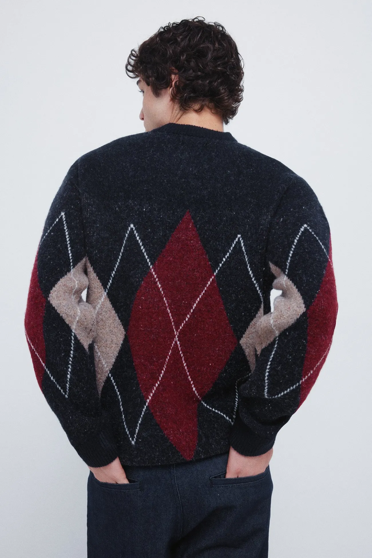 Pull fantaisie à motifs de losanges