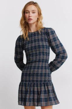 Robe courte à carreaux et smocks