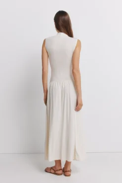 Robe froncée