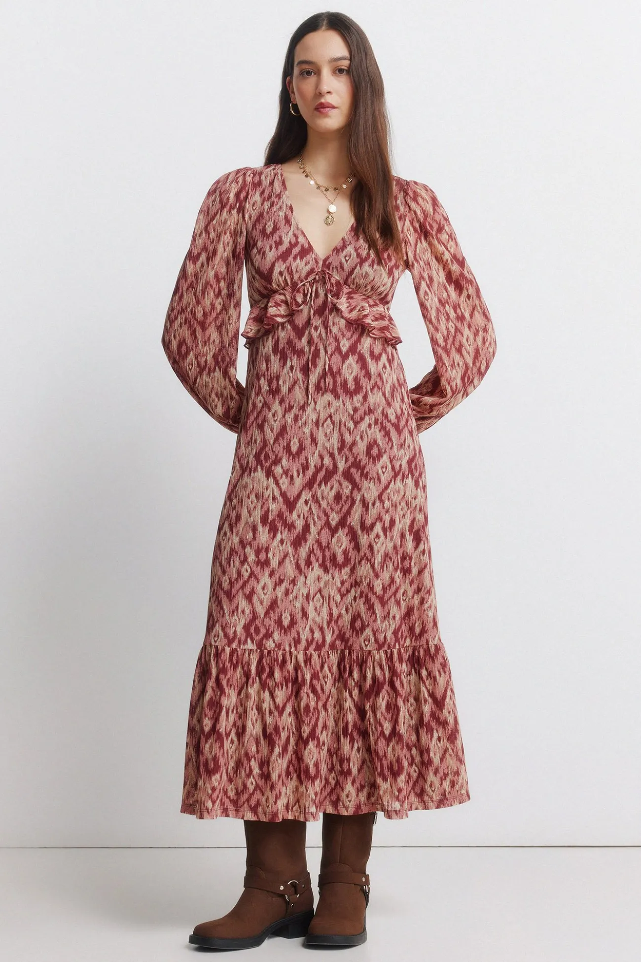 Robe midi à volant