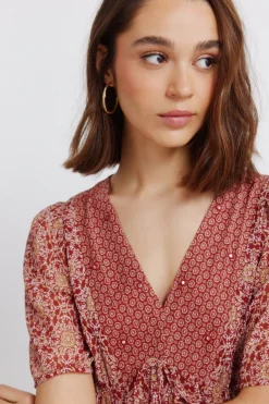 Robe midi imprimé frise décolleté