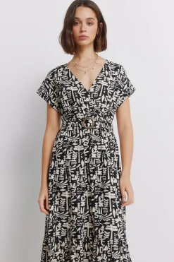 Robe portefeuille en lin à boucle