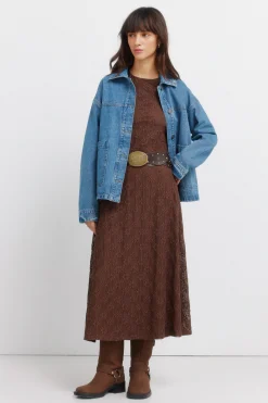 Robe structur&eacute;e manches longues