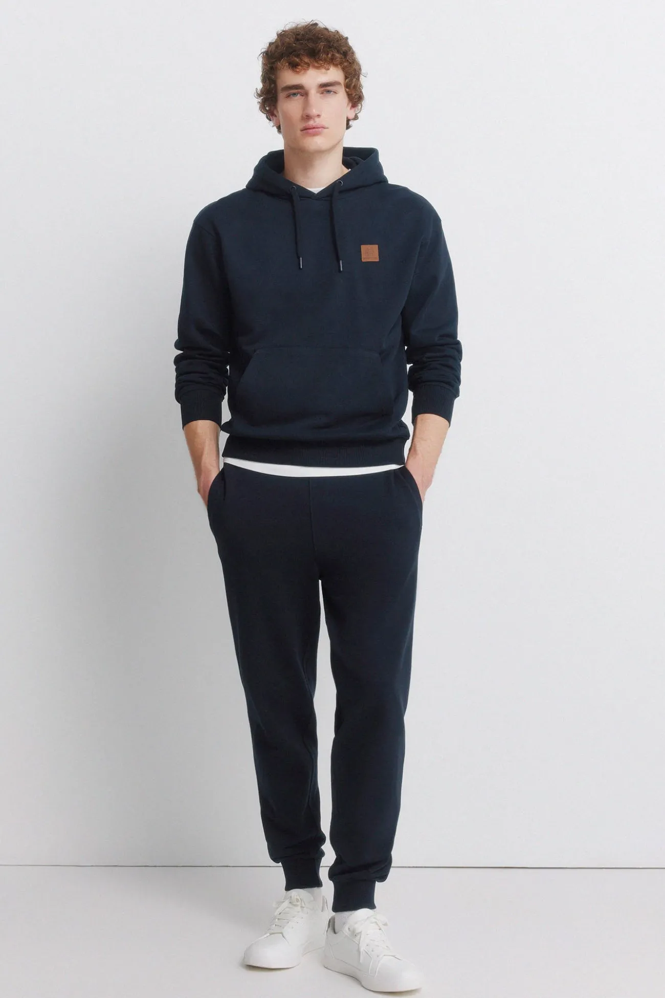 Sweat-shirt à capuche uni