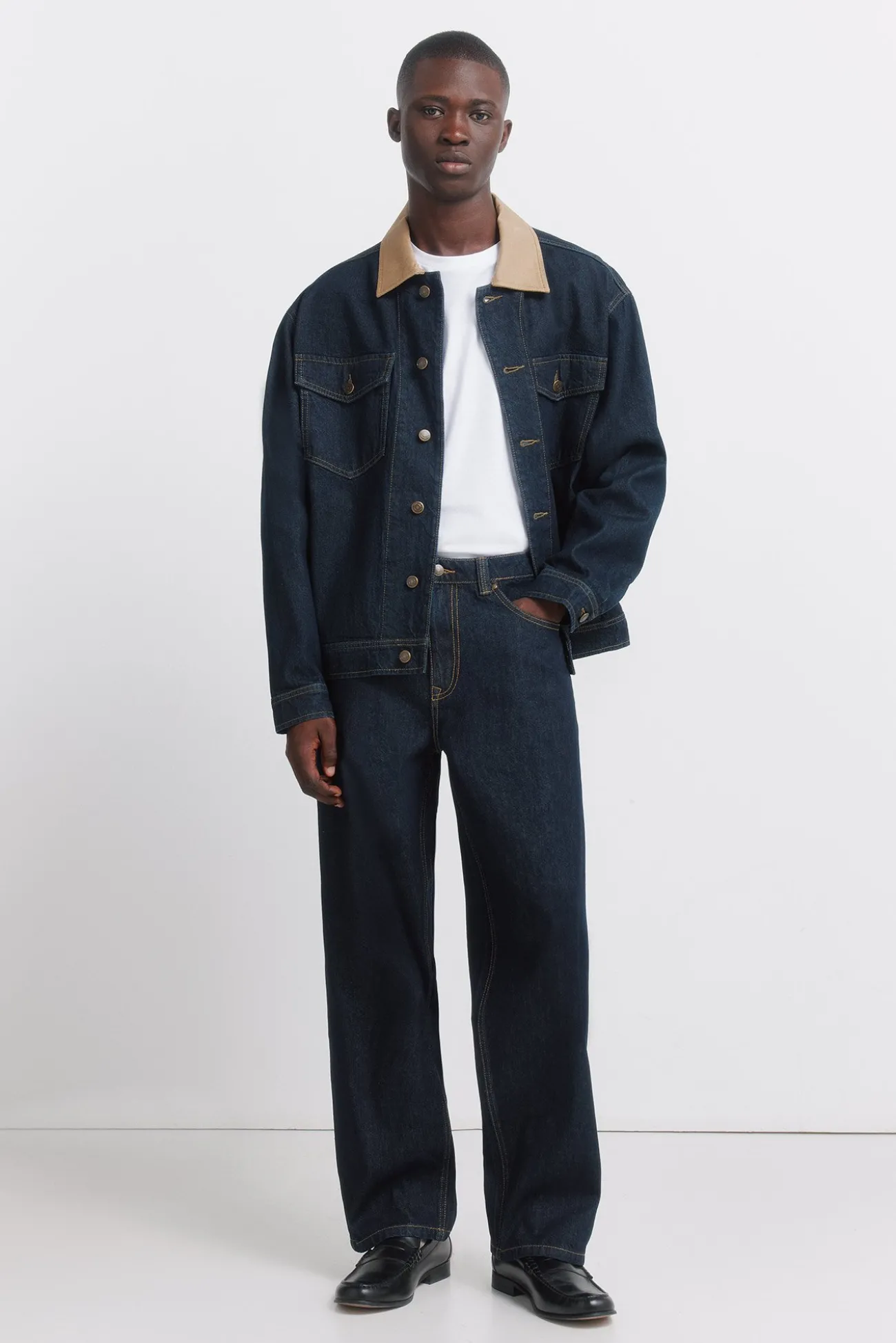 Veste en jean oversize avec col contrasté